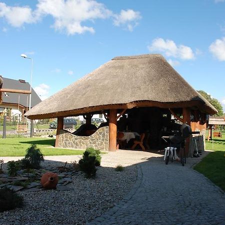 Pokoje Goscinne U Anety Wicko  Exterior foto