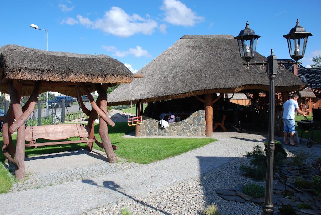 Pokoje Goscinne U Anety Wicko  Exterior foto