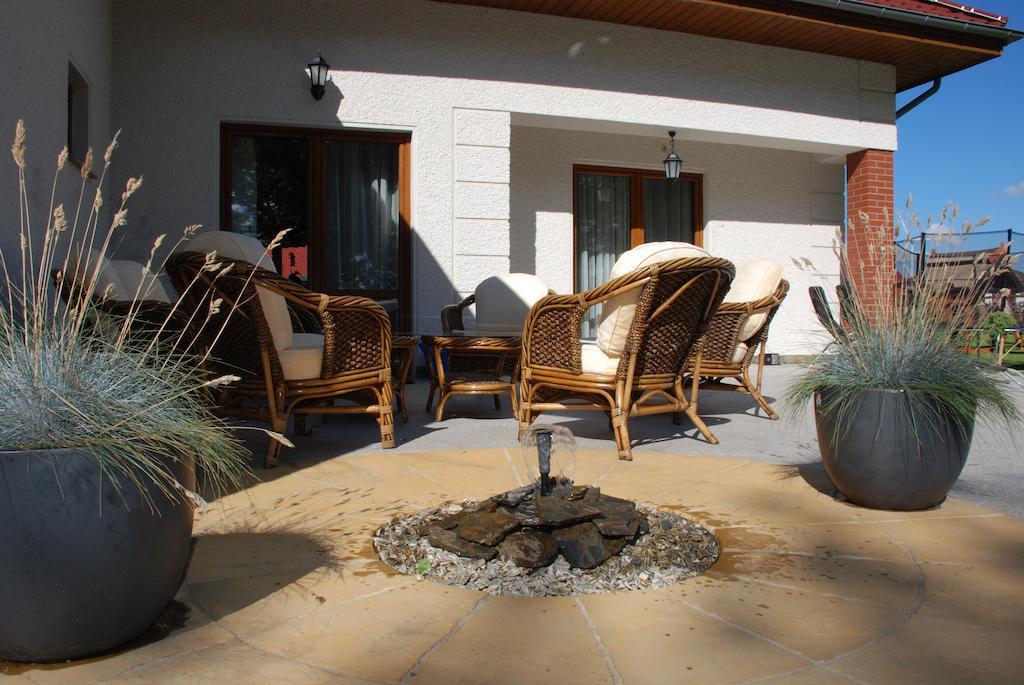 Pokoje Goscinne U Anety Wicko  Exterior foto