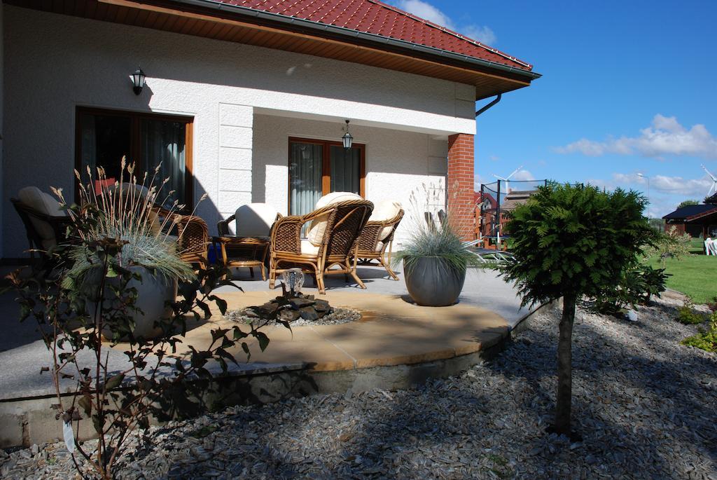 Pokoje Goscinne U Anety Wicko  Exterior foto
